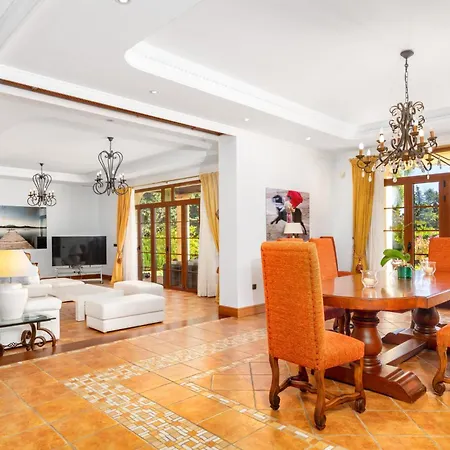 빌라 Luxury In Guadalmina *