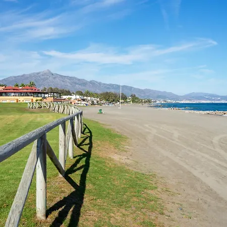 Luxury In Guadalmina Villa