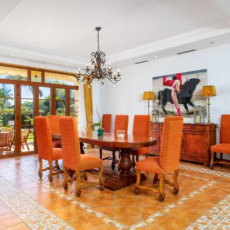 Luxury In Guadalmina *