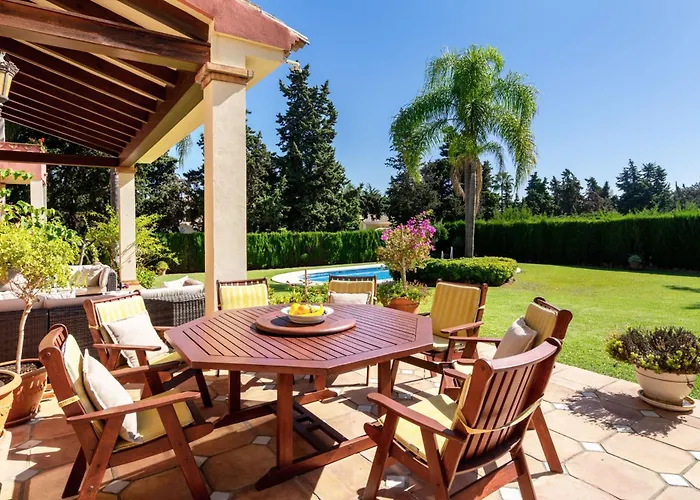 Luxury In Guadalmina فيلة *